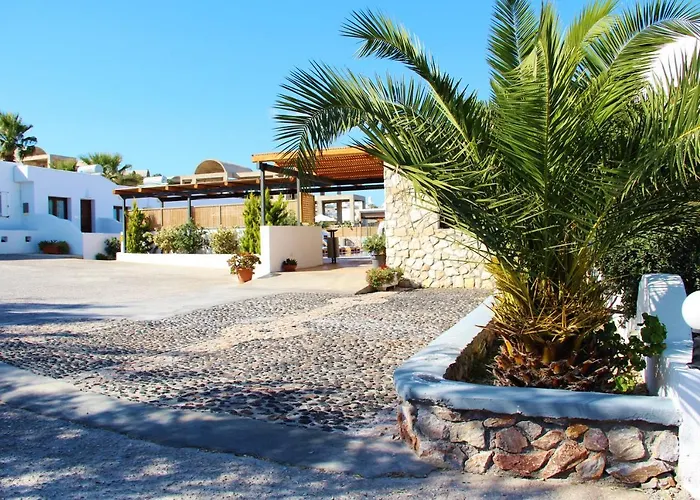 Ifestos Villa Fira 